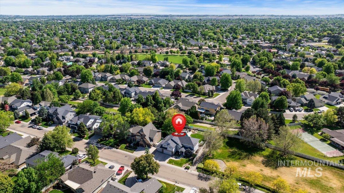 2291 W Windchime Dr, Meridian, Idaho 83646, 5 Bedrooms, 3.5 Bathrooms, Residential For Sale, Price $755,000, 98986076