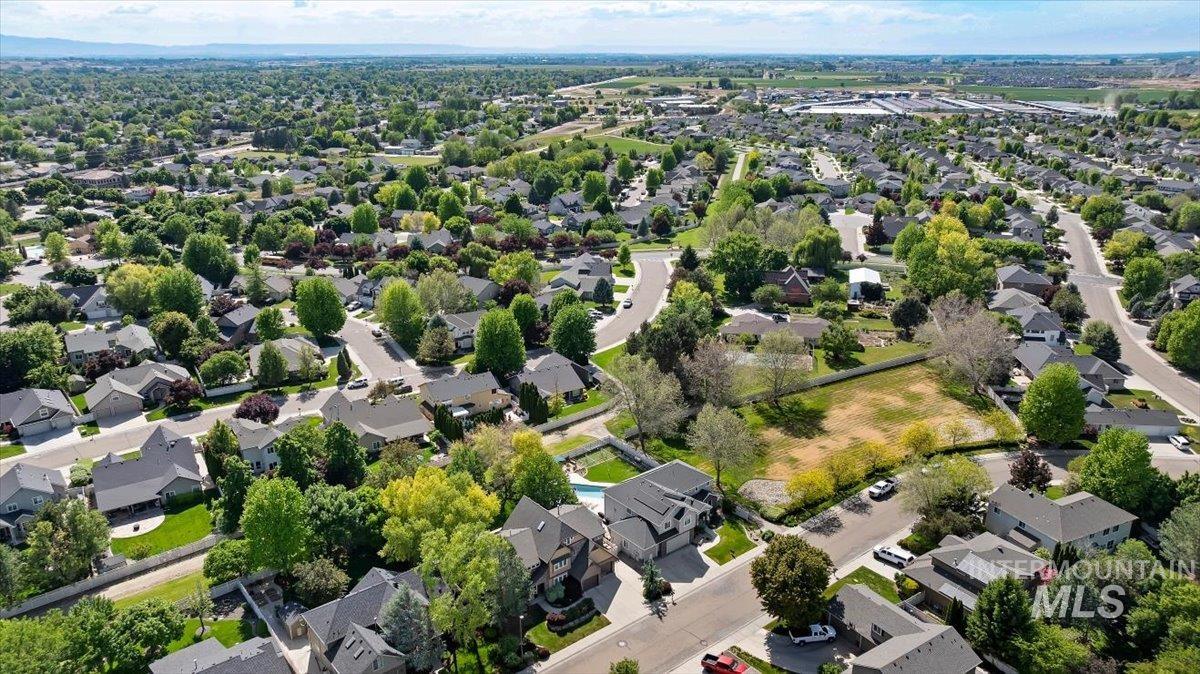 2291 W Windchime Dr, Meridian, Idaho 83646, 5 Bedrooms, 3.5 Bathrooms, Residential For Sale, Price $755,000, 98986076