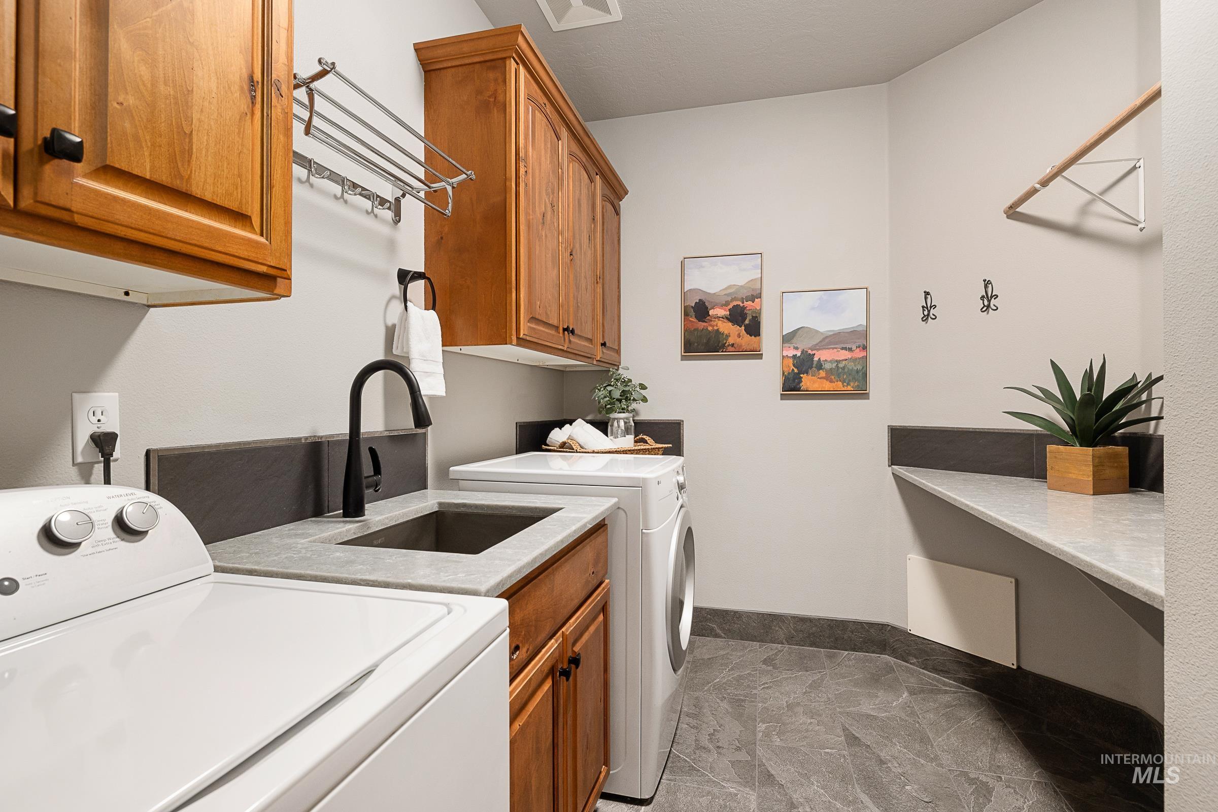 1968 S Riverbirch Ave, Eagle, Idaho 83616, 4 Bedrooms, 3 Bathrooms, Residential For Sale, Price $950,000,MLS 98986083