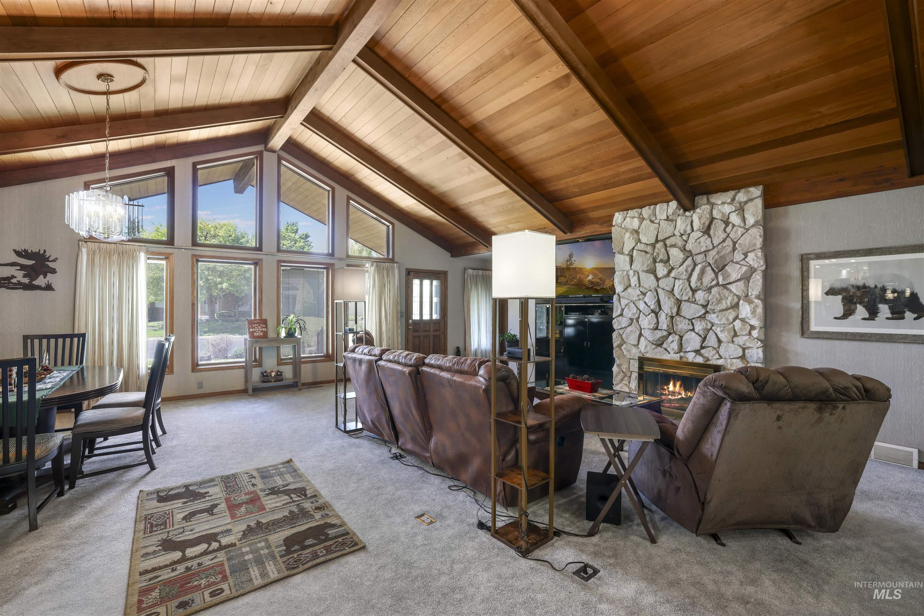 556 Ballingrude Dr, Twin Falls, Idaho 83301-4402, 4 Bedrooms, 3 Bathrooms, Residential For Sale, Price $659,999, 98986085