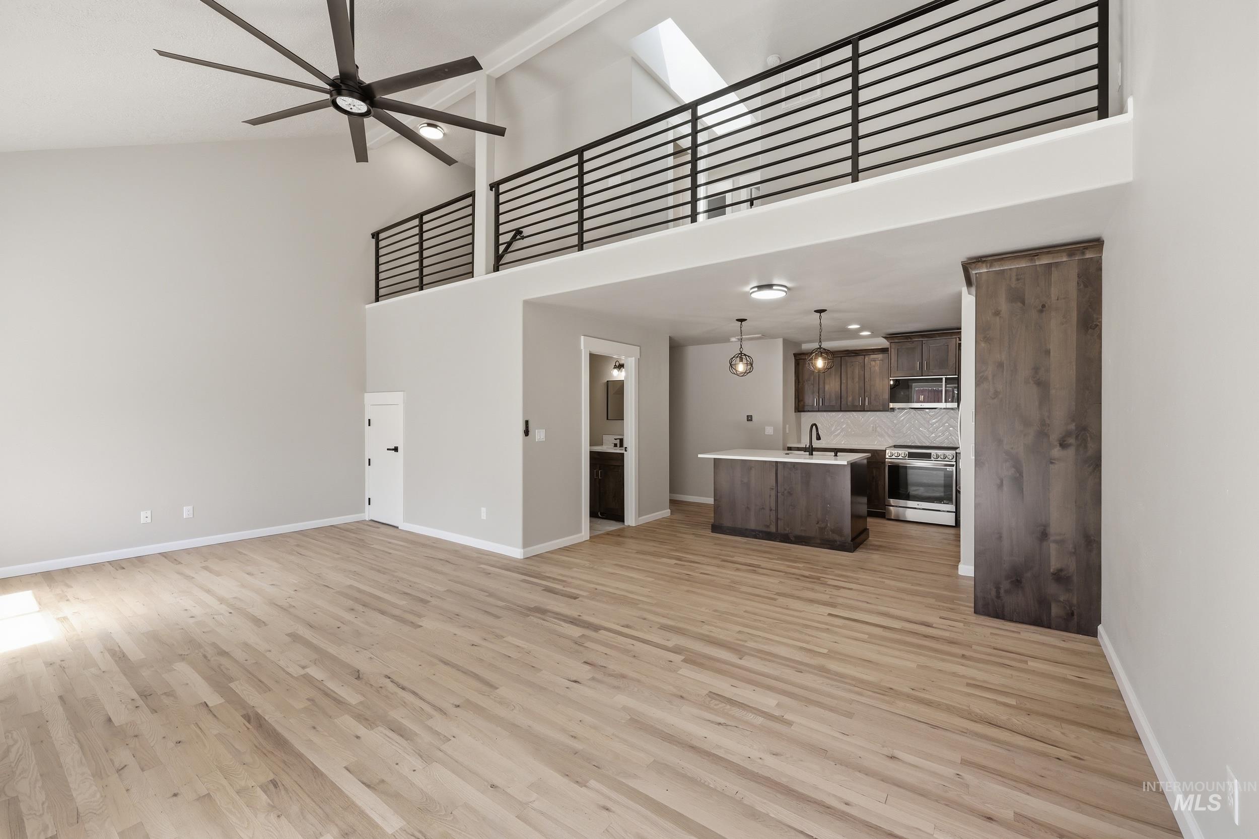 1675 S Annett St, Boise, Idaho 83705, 2 Bedrooms, 2.5 Bathrooms, Residential For Sale, Price $447,900, 98986086