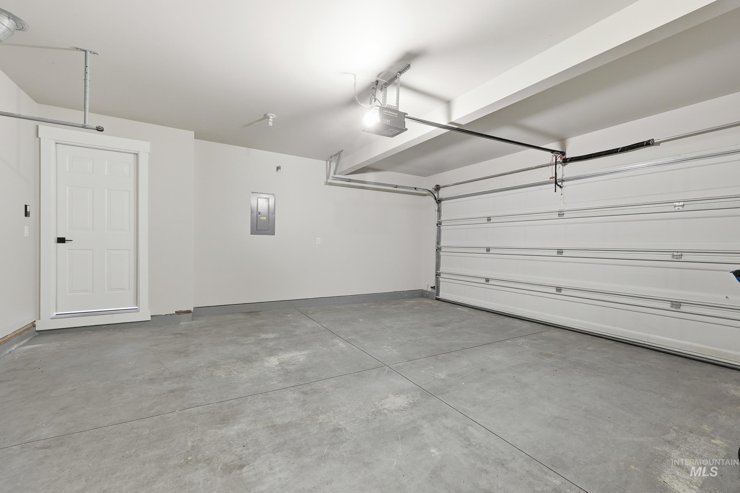 1675 S Annett St, Boise, Idaho 83705, 2 Bedrooms, 2.5 Bathrooms, Residential For Sale, Price $447,900, 98986086