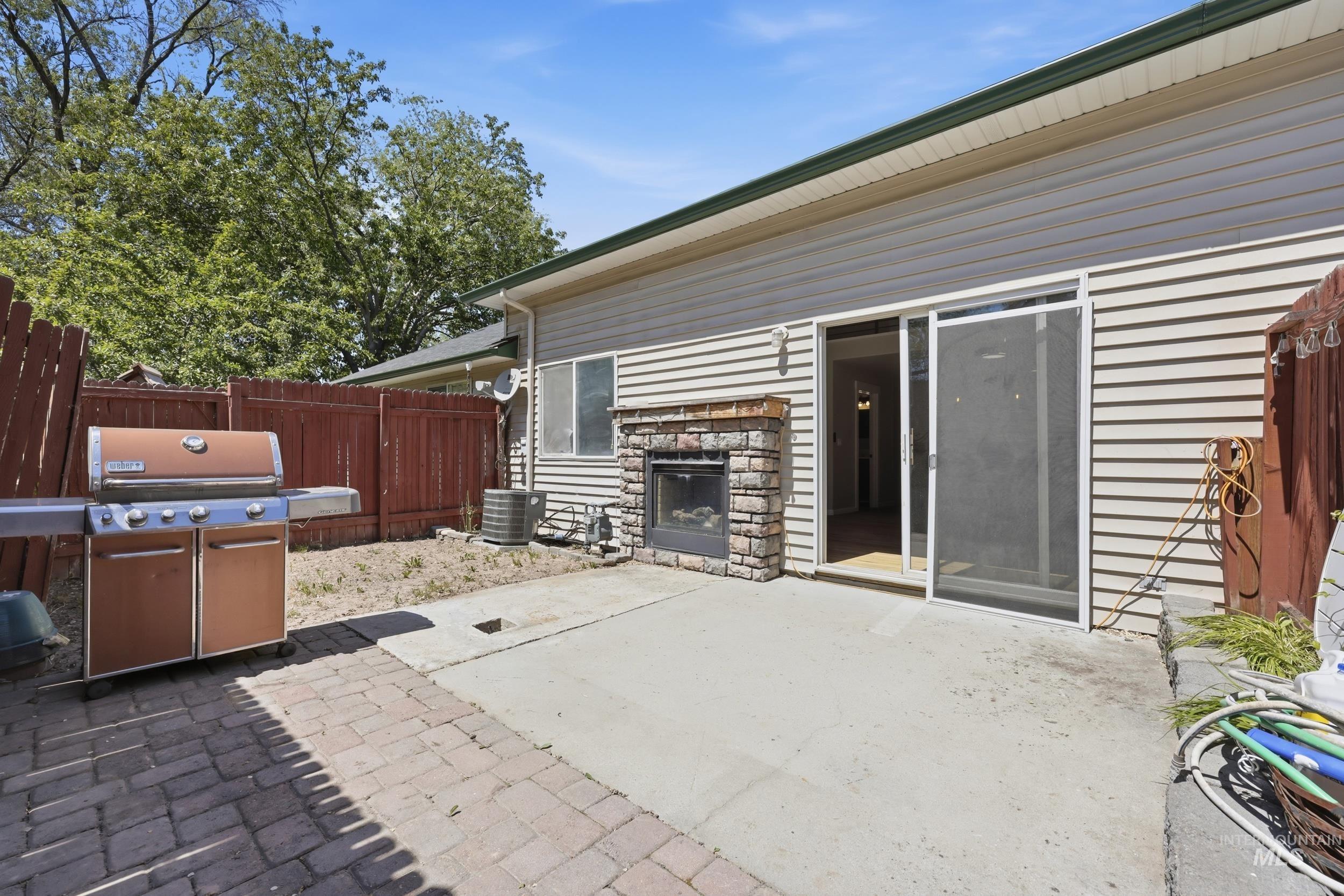 1675 S Annett St, Boise, Idaho 83705, 2 Bedrooms, 2.5 Bathrooms, Residential For Sale, Price $447,900, 98986086