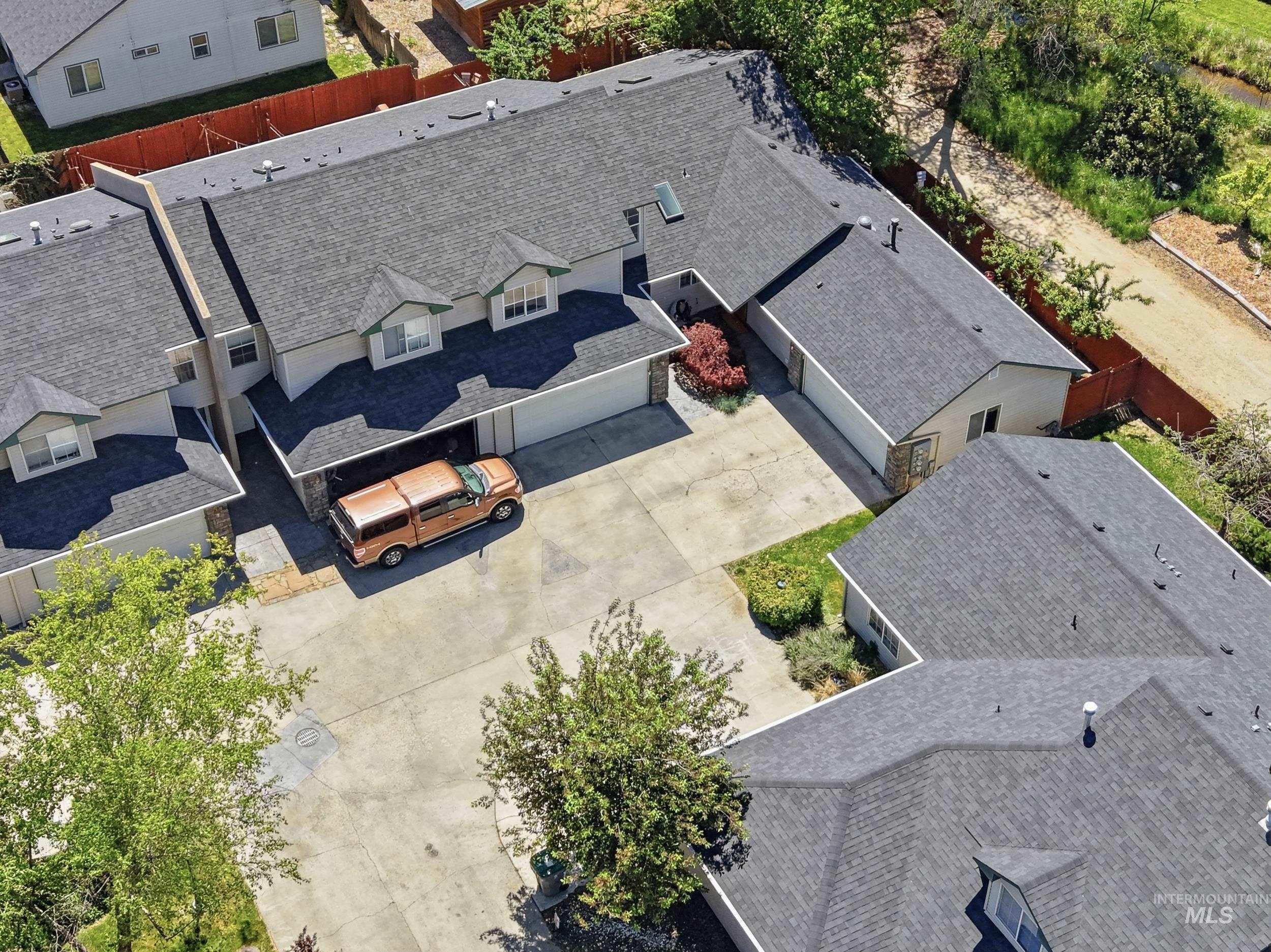 1675 S Annett St, Boise, Idaho 83705, 2 Bedrooms, 2.5 Bathrooms, Residential For Sale, Price $447,900, 98986086