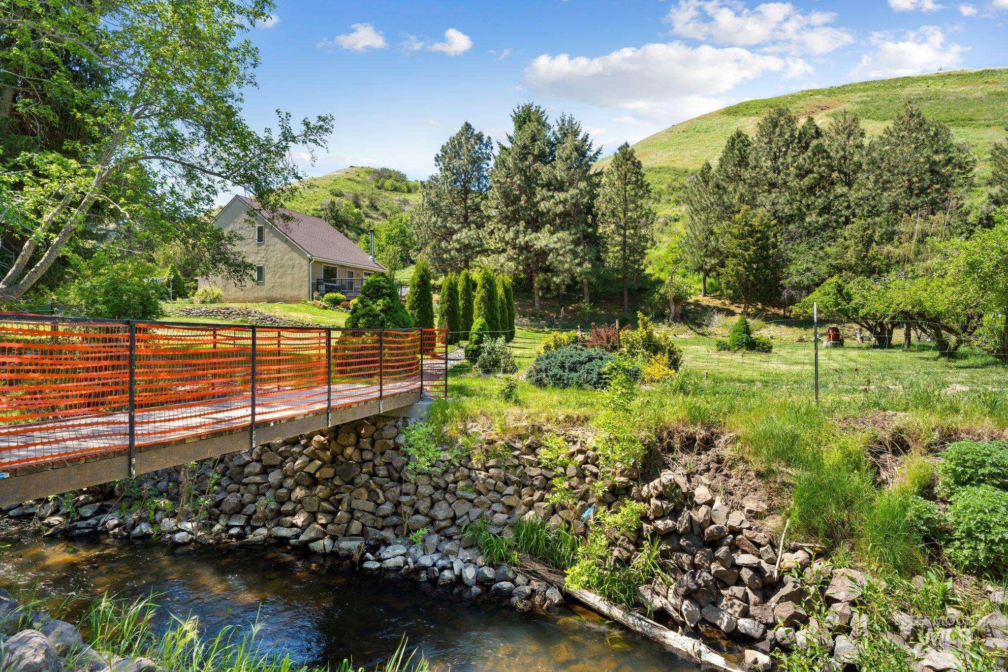 60 Pataha Canyon Lane, Pomeroy, Washington 99347, 4 Bedrooms, 3 Bathrooms, Residential For Sale, Price $450,000, 98986089