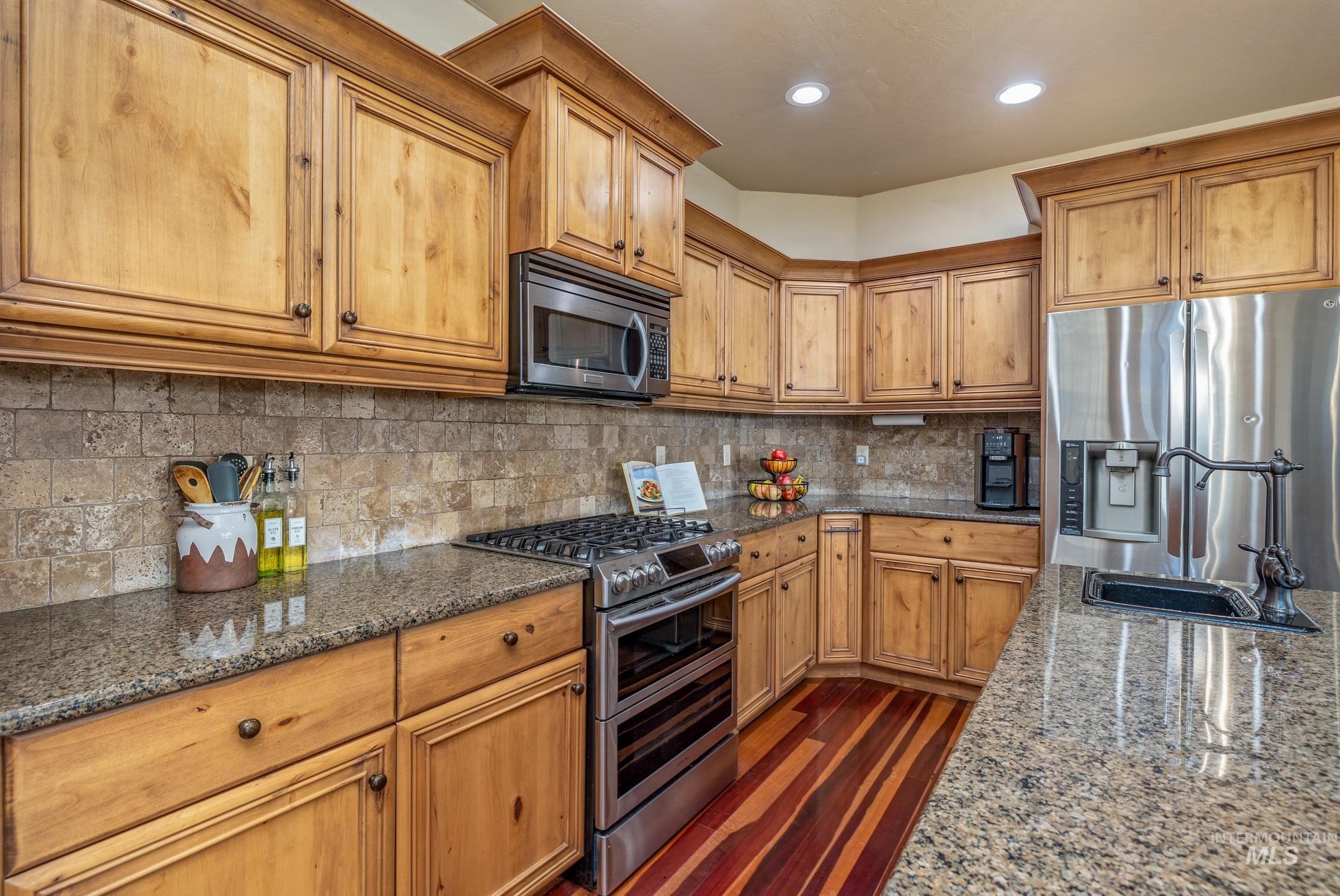 1054 E Pasacana Dr, Meridian, Idaho 83646, 4 Bedrooms, 3 Bathrooms, Residential For Sale, Price $750,000, 98986090