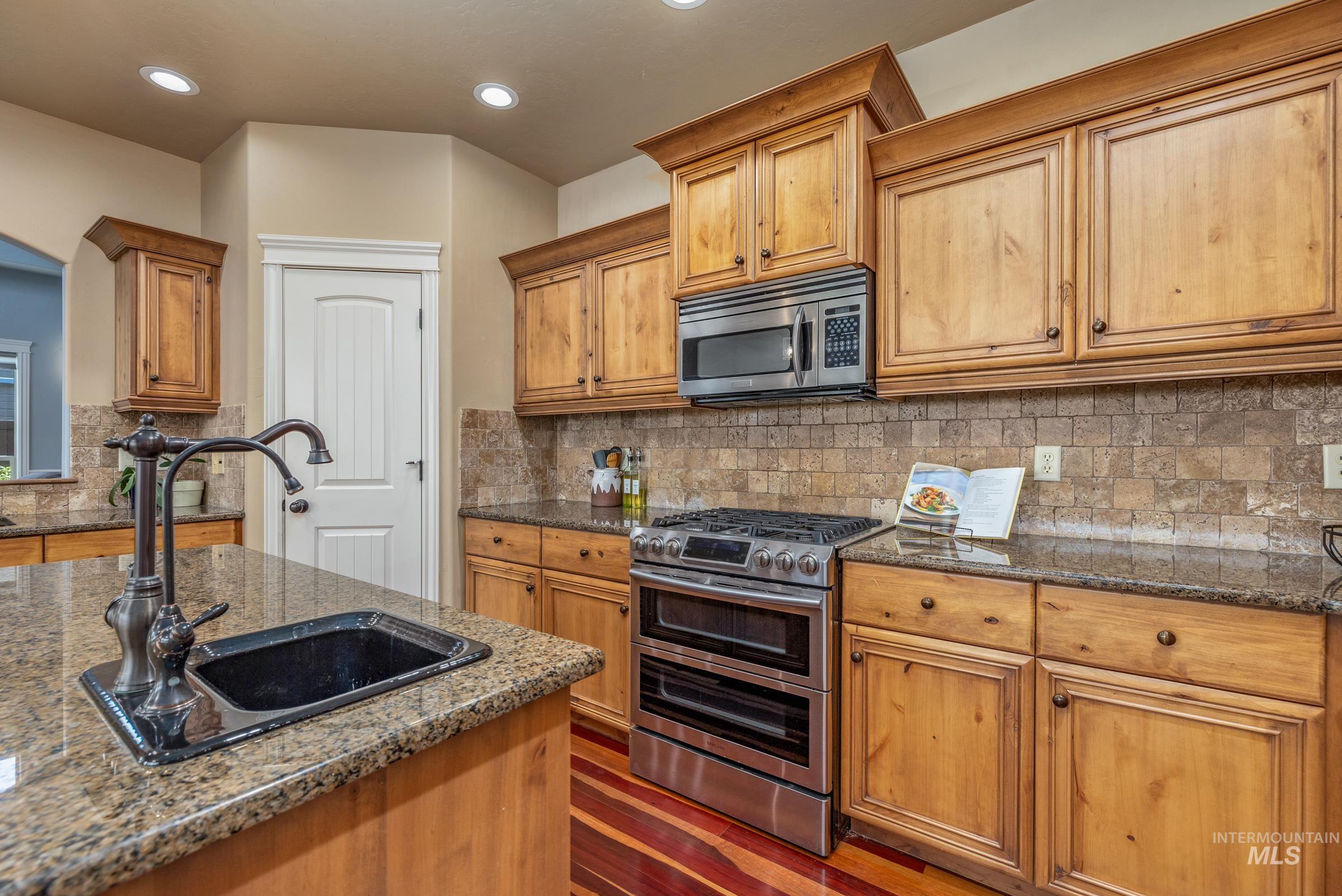 1054 E Pasacana Dr, Meridian, Idaho 83646, 4 Bedrooms, 3 Bathrooms, Residential For Sale, Price $750,000, 98986090