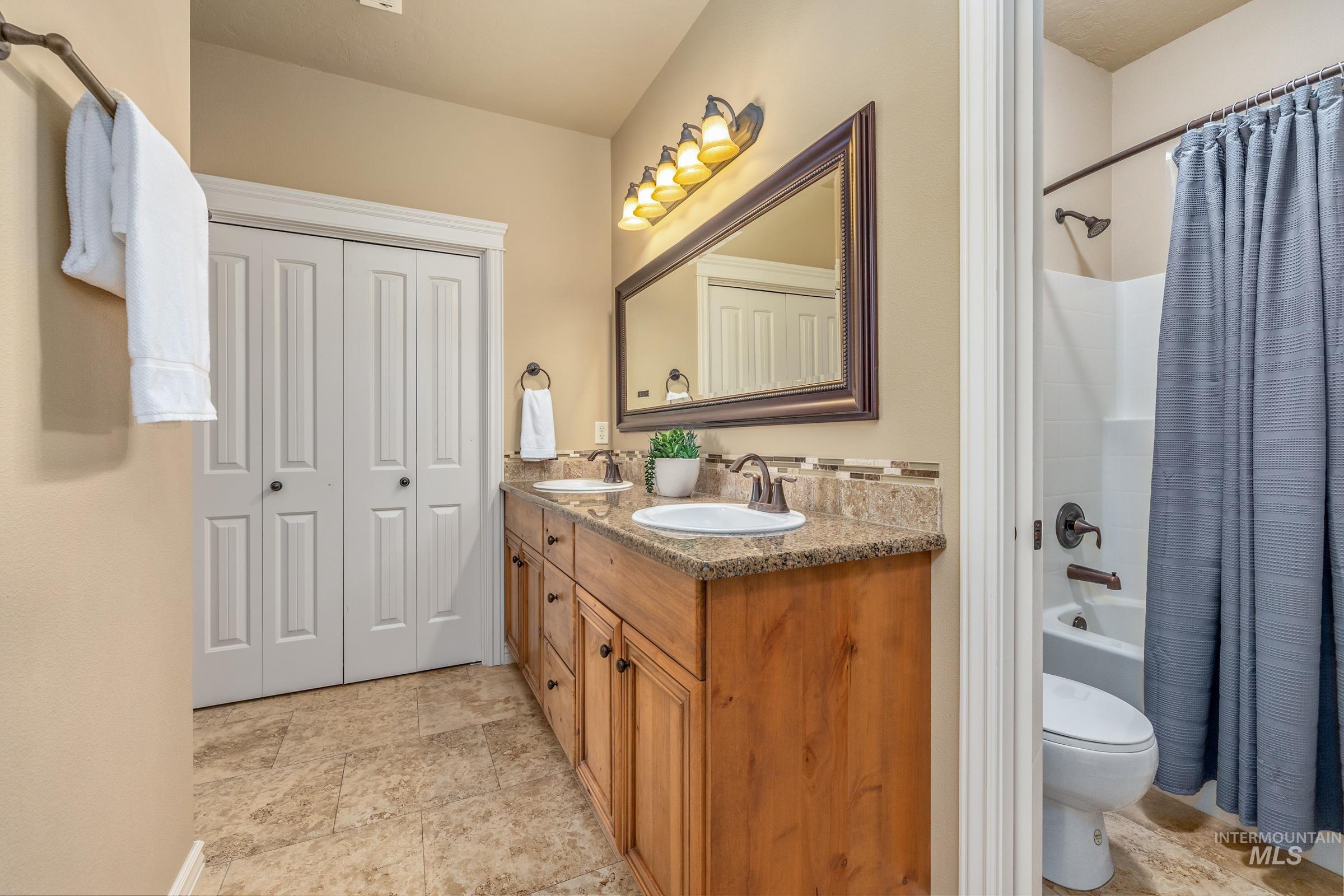 1054 E Pasacana Dr, Meridian, Idaho 83646, 4 Bedrooms, 3 Bathrooms, Residential For Sale, Price $750,000, 98986090