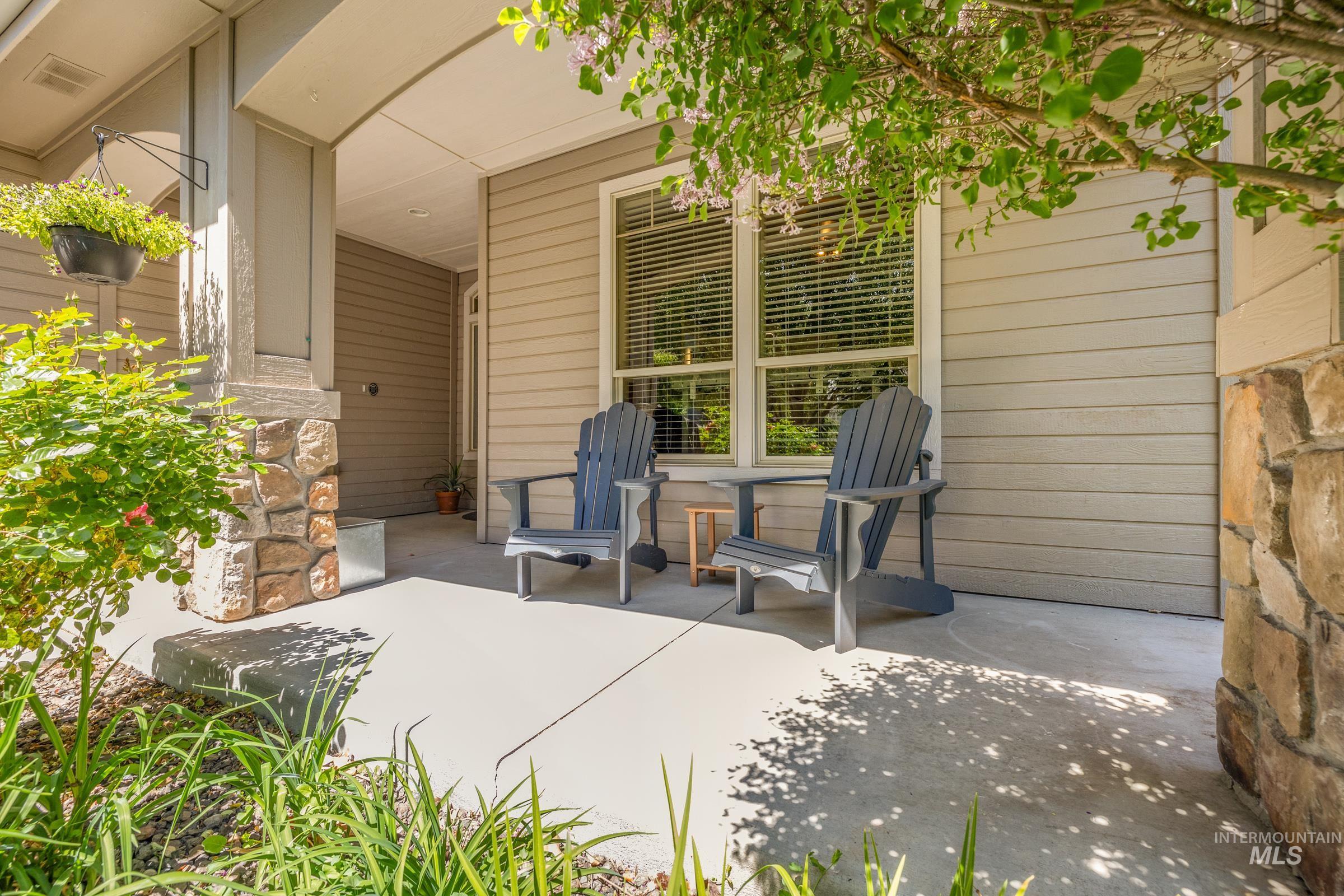 1054 E Pasacana Dr, Meridian, Idaho 83646, 4 Bedrooms, 3 Bathrooms, Residential For Sale, Price $750,000, 98986090