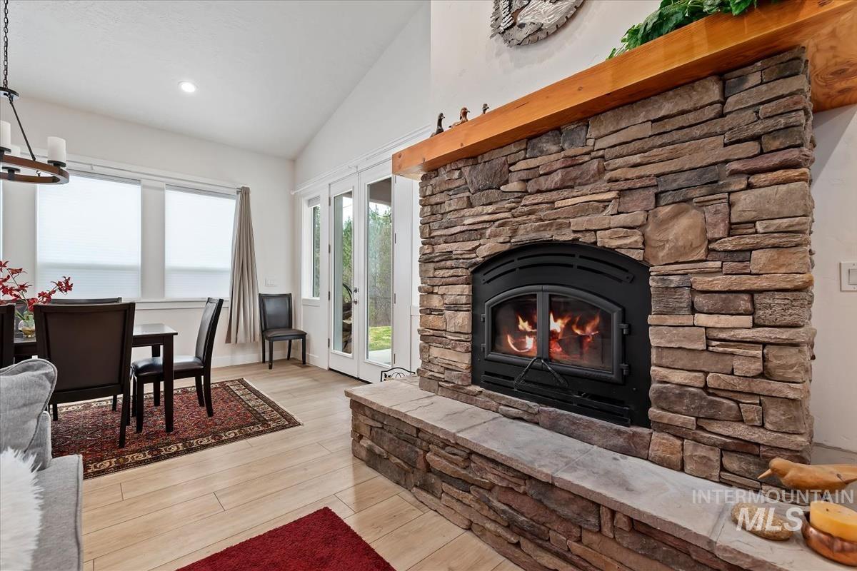 22 Creekside Ct, Garden Valley, Idaho 83622, 3 Bedrooms, 2.5 Bathrooms, Residential For Sale, Price $1,140,000, 98986091
