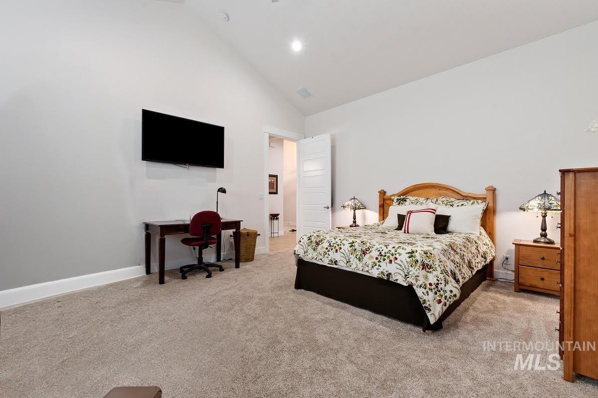 22 Creekside Ct, Garden Valley, Idaho 83622, 3 Bedrooms, 2.5 Bathrooms, Residential For Sale, Price $1,140,000, 98986091