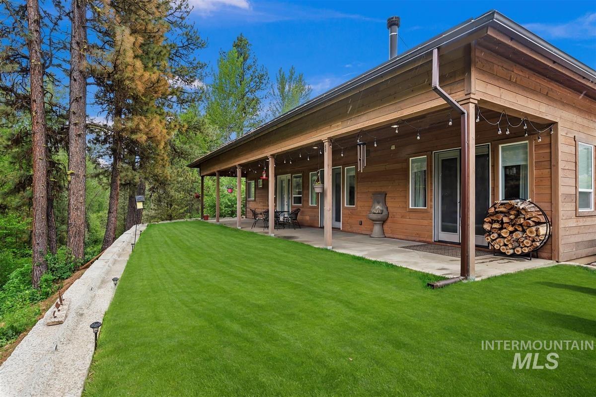 22 Creekside Ct, Garden Valley, Idaho 83622, 3 Bedrooms, 2.5 Bathrooms, Residential For Sale, Price $1,140,000, 98986091
