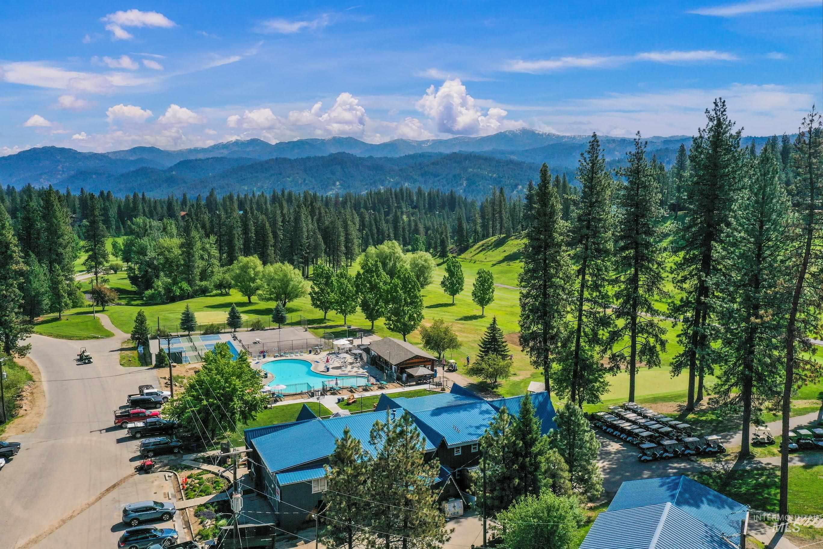 22 Creekside Ct, Garden Valley, Idaho 83622, 3 Bedrooms, 2.5 Bathrooms, Residential For Sale, Price $998,000, 98986091