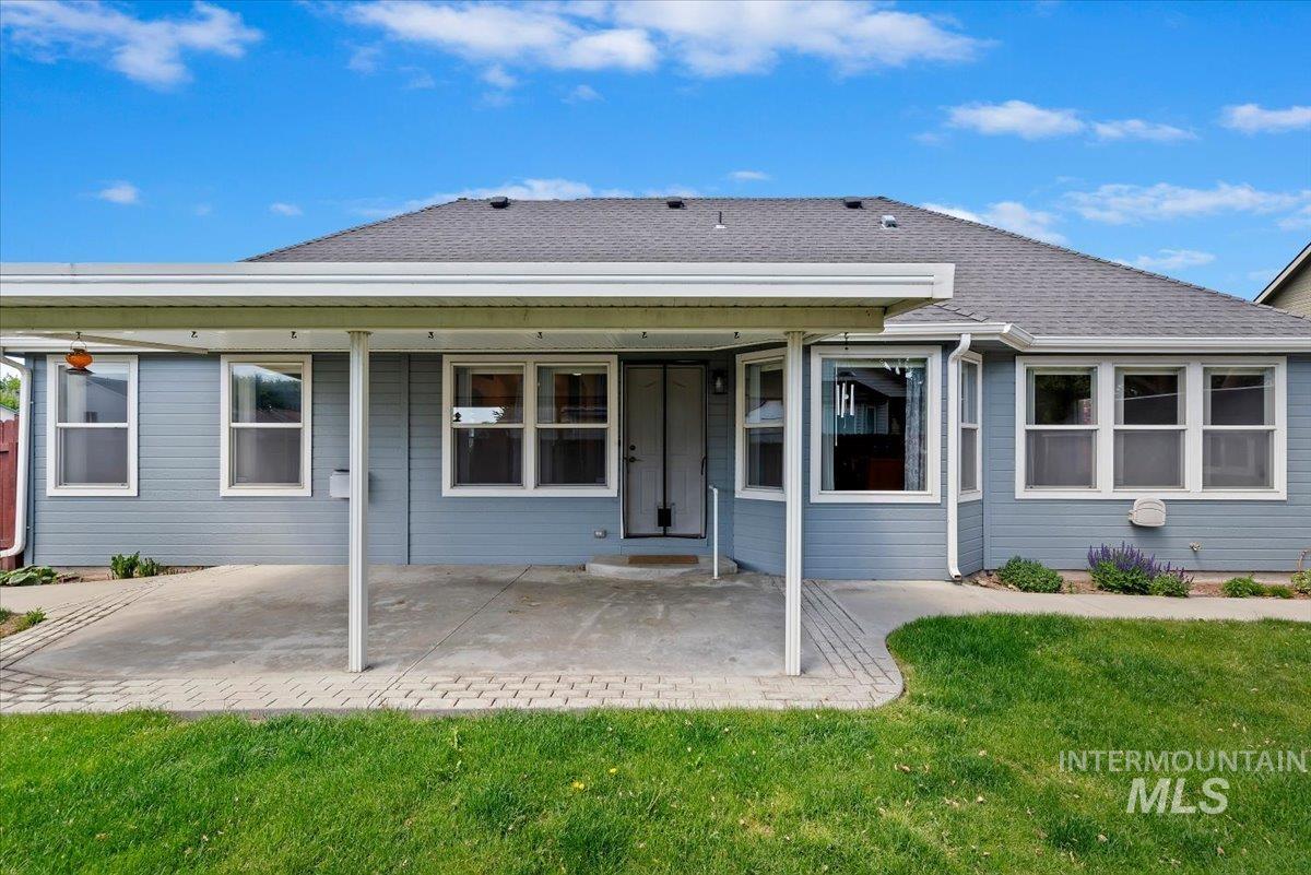 16390 Coral Dr, Nampa, Idaho 83687, 3 Bedrooms, 2 Bathrooms, Residential For Sale, Price $409,999, 98986092