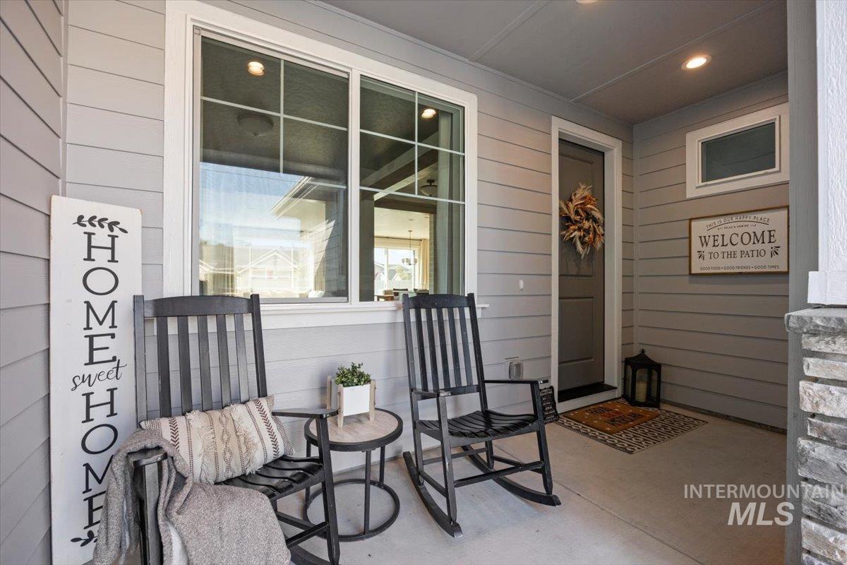 2195 Savoy Court, Middleton, Idaho 83644, 3 Bedrooms, 2 Bathrooms, Residential For Sale, Price $630,000, 98986094