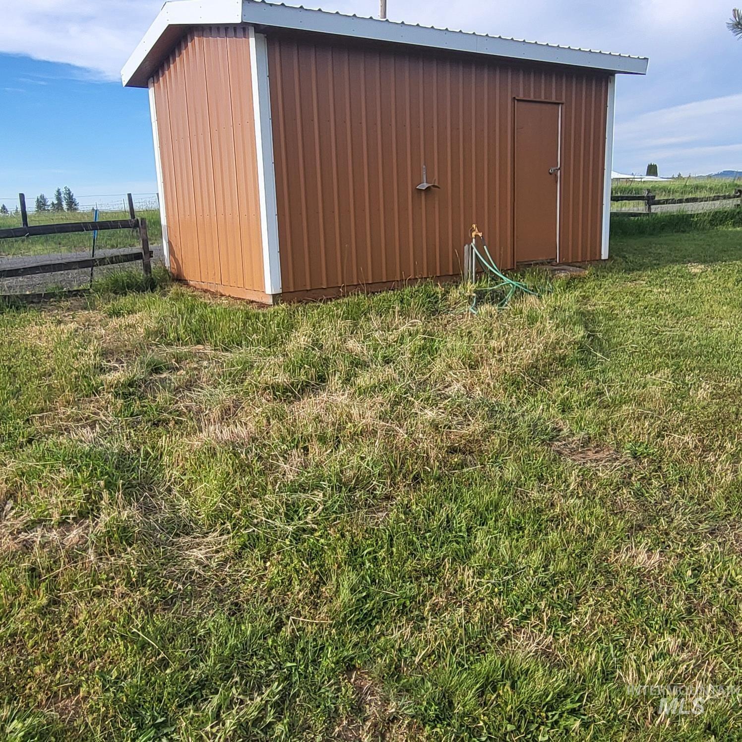 680 Pleasant Valley Road, Clearwater, Idaho 83552, 3 Bedrooms, 1 Bathroom, Residential For Sale, Price $489,000, 98986095