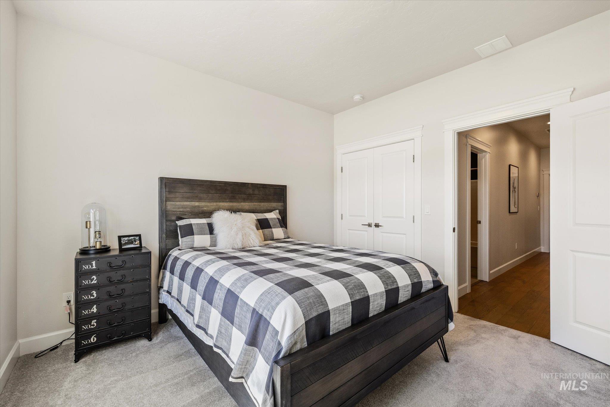 1869 N Rockdale Ave, Kuna, Idaho 83642, 3 Bedrooms, 3 Bathrooms, Residential For Sale, Price $725,000, 98986105