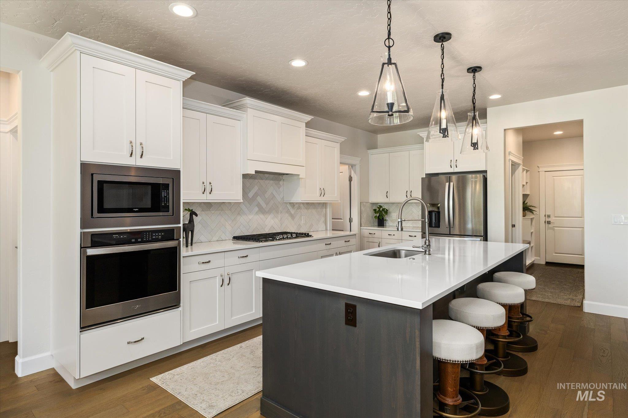 1869 N Rockdale Ave, Kuna, Idaho 83642, 3 Bedrooms, 3 Bathrooms, Residential For Sale, Price $725,000, 98986105