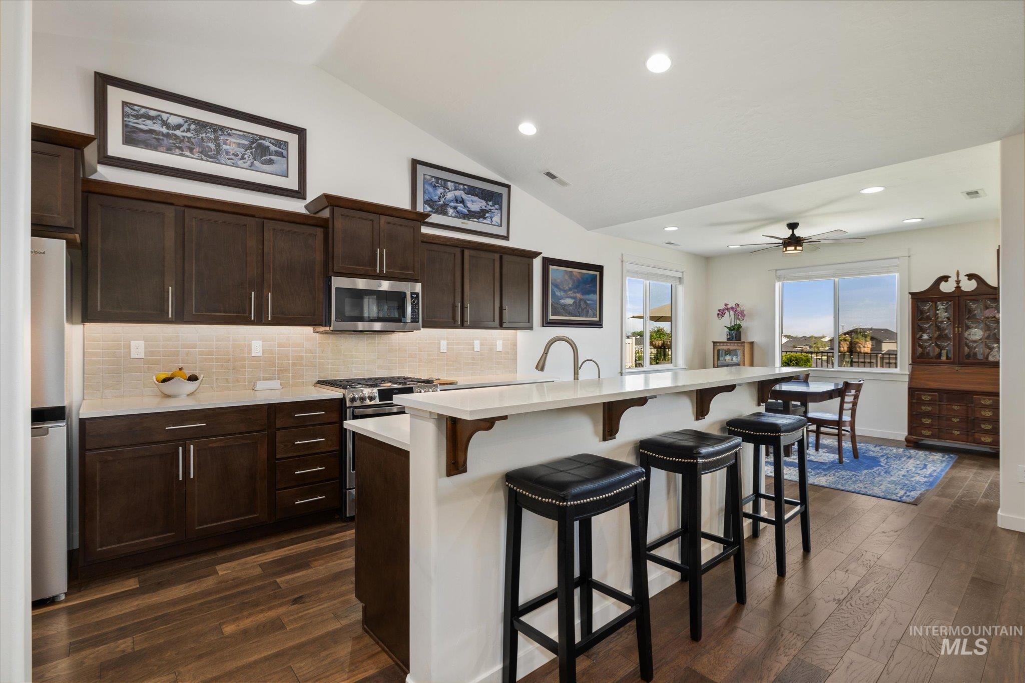 10505 W Thimbleberry Dr, Star, Idaho 83669, 4 Bedrooms, 3 Bathrooms, Residential For Sale, Price $625,000,MLS 98986106