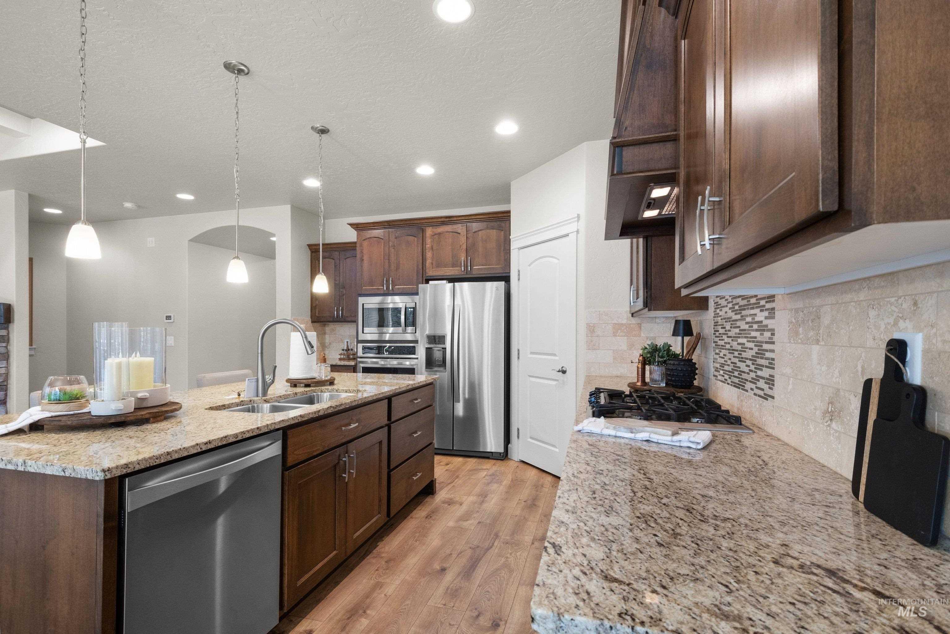 1505 E Summerplace Street, Meridian, Idaho 83646, 3 Bedrooms, 2 Bathrooms, Residential For Sale, Price $529,000, 98986107