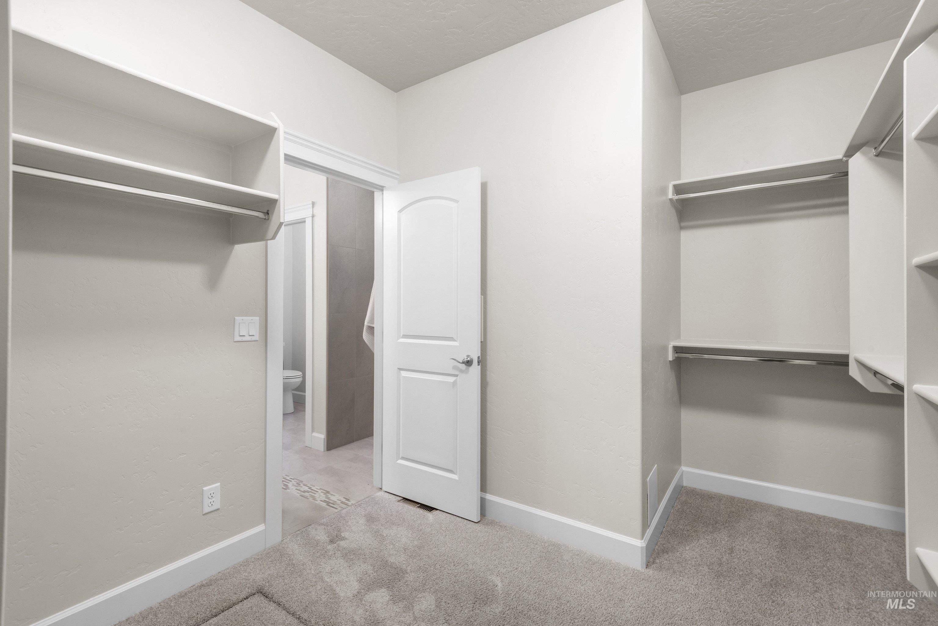 1505 E Summerplace Street, Meridian, Idaho 83646, 3 Bedrooms, 2 Bathrooms, Residential For Sale, Price $529,000, 98986107
