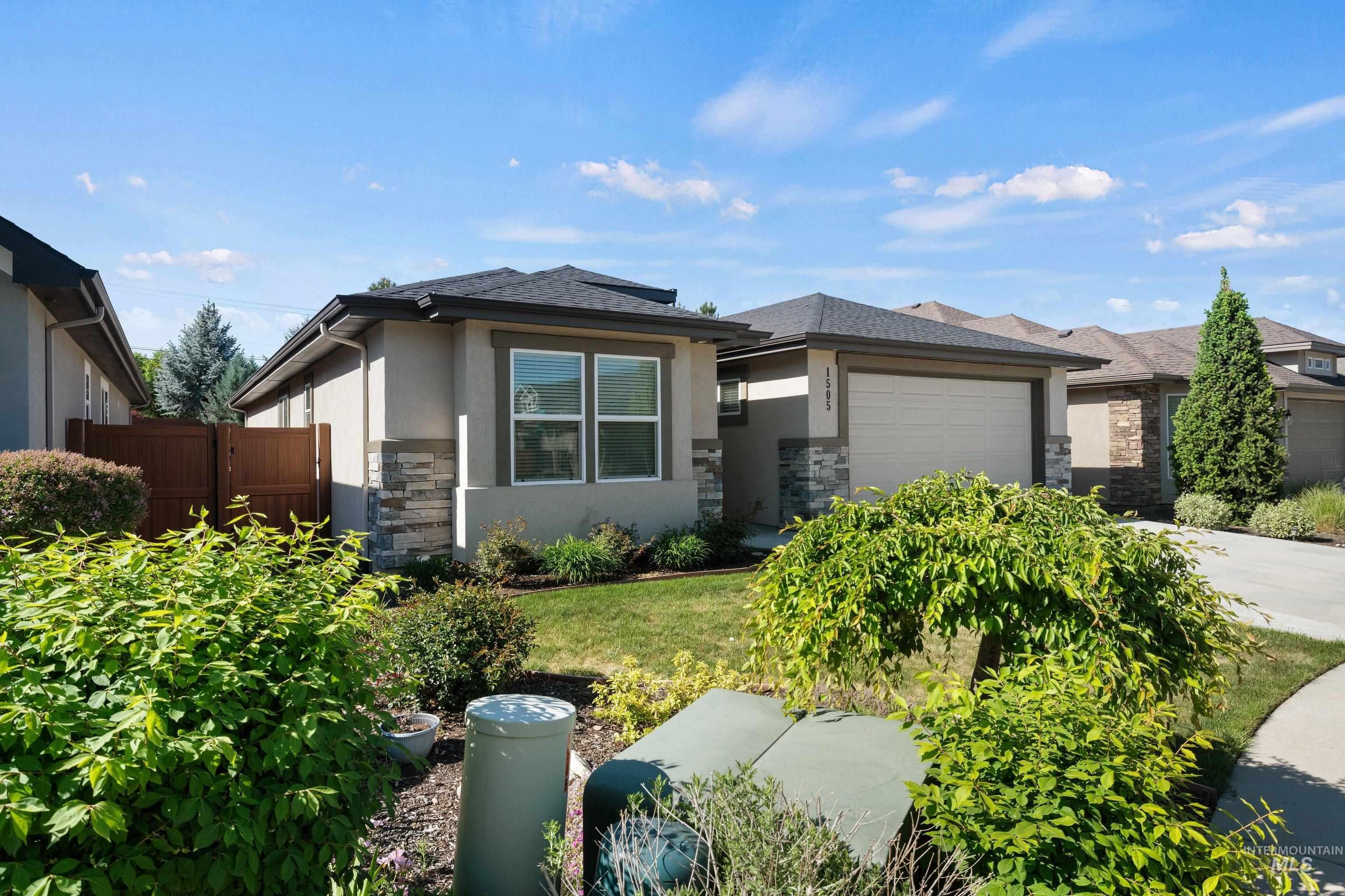 1505 E Summerplace Street, Meridian, Idaho 83646, 3 Bedrooms, 2 Bathrooms, Residential For Sale, Price $529,000, 98986107
