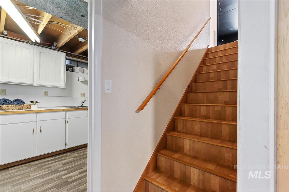 845 E 16th N, Mountain Home, Idaho 83647, 4 Bedrooms, 2 Bathrooms, Residential For Sale, Price $359,900, 98986108