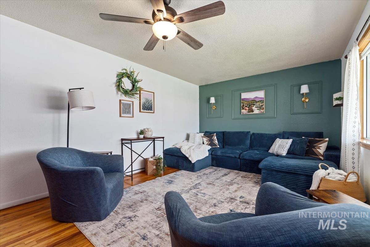 845 E 16th N, Mountain Home, Idaho 83647-1722, 4 Bedrooms, 2 Bathrooms, Residential For Sale, Price $374,900, 98986108