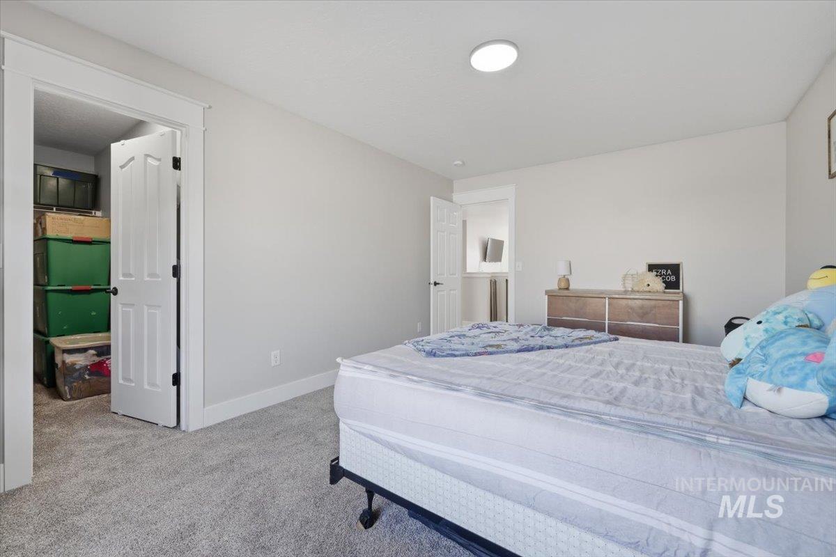 11549 Jump Creek Dr, Caldwell, Idaho 83605, 4 Bedrooms, 2.5 Bathrooms, Residential For Sale, Price $489,900, 98986109