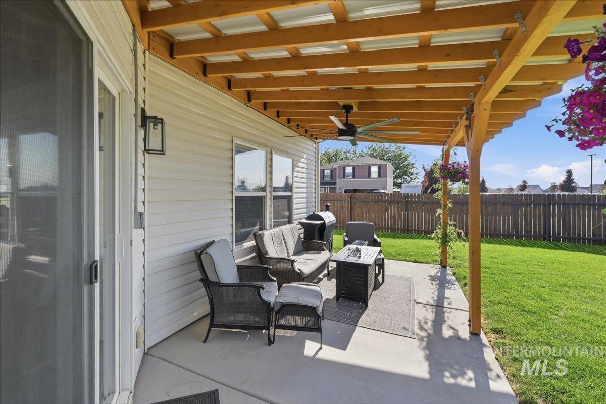 11549 Jump Creek Dr, Caldwell, Idaho 83605, 4 Bedrooms, 2.5 Bathrooms, Residential For Sale, Price $489,900, 98986109
