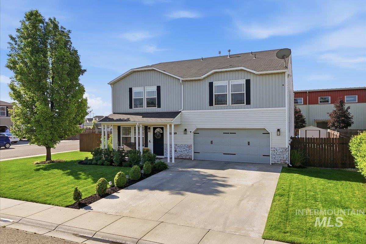 11549 Jump Creek Dr, Caldwell, Idaho 83605, 4 Bedrooms, 2.5 Bathrooms, Residential For Sale, Price $489,900, 98986109