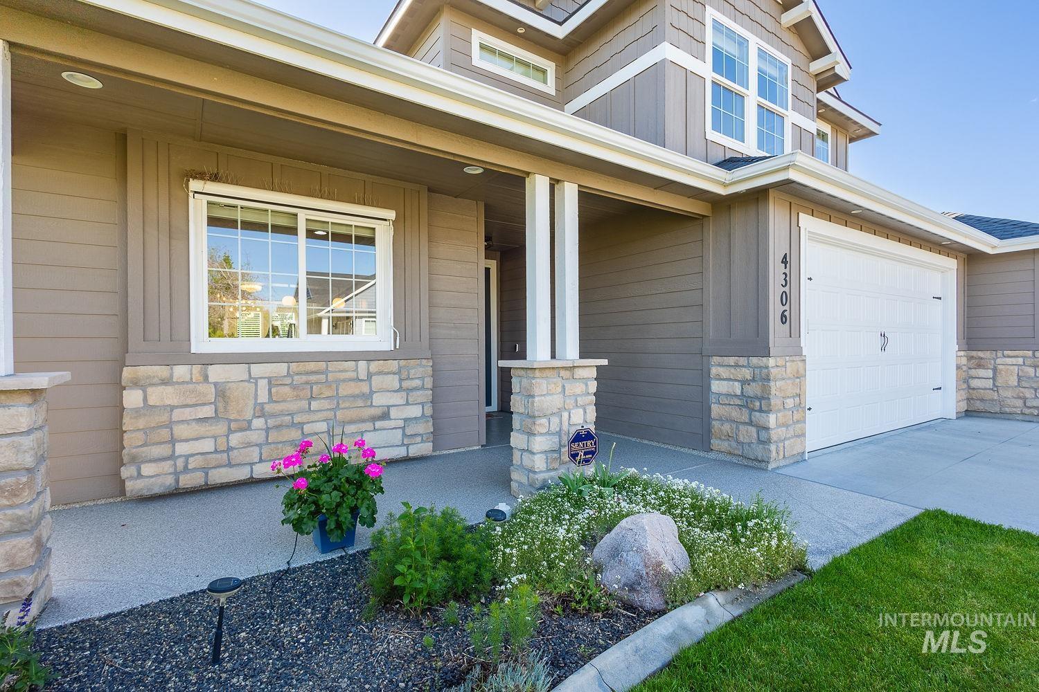 4306 S Dazzle Ave, Meridian, Idaho 83642, 4 Bedrooms, 2.5 Bathrooms, Residential For Sale, Price $789,900, 98986110