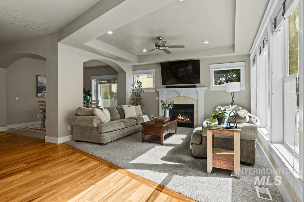 313 E Ryegate Dr, Meridian, Idaho 83646, 4 Bedrooms, 2.5 Bathrooms, Residential For Sale, Price $549,900, 98986112