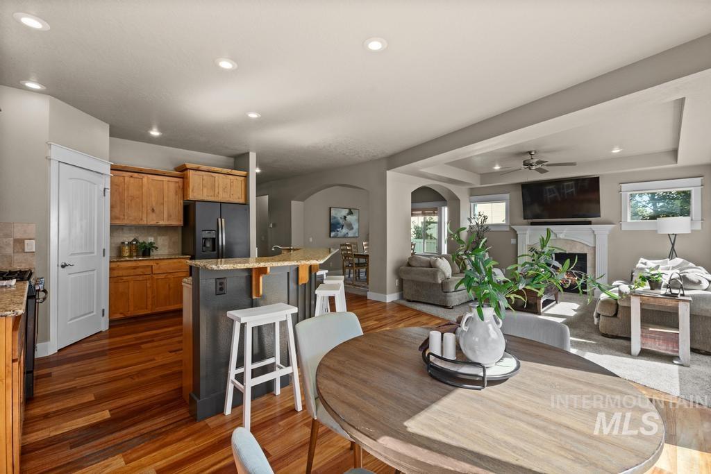 313 E Ryegate Dr, Meridian, Idaho 83646, 4 Bedrooms, 2.5 Bathrooms, Residential For Sale, Price $549,900, 98986112