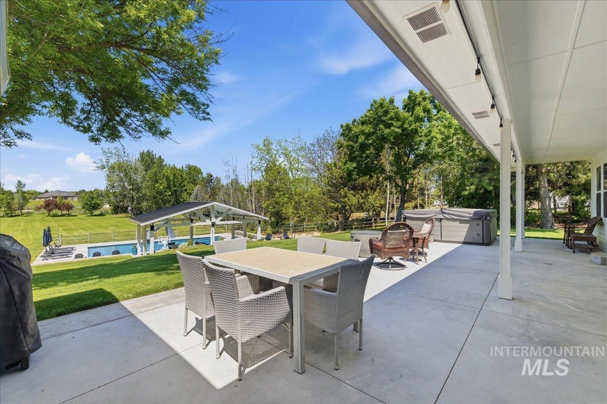 705 E Rush Ct, Eagle, Idaho 83616, 3 Bedrooms, 2.5 Bathrooms, Residential For Sale, Price $1,575,000, 98986113
