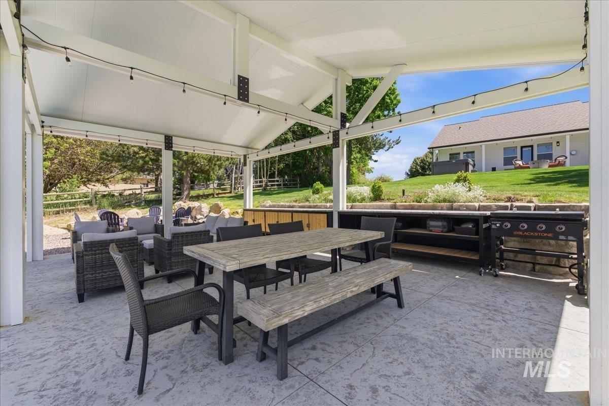 705 E Rush Ct, Eagle, Idaho 83616, 3 Bedrooms, 2.5 Bathrooms, Residential For Sale, Price $1,575,000, 98986113