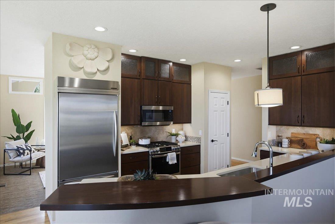 5491 N Crimson Way, Boise, Idaho 83703, 3 Bedrooms, 2 Bathrooms, Residential For Sale, Price $650,000, 98986115