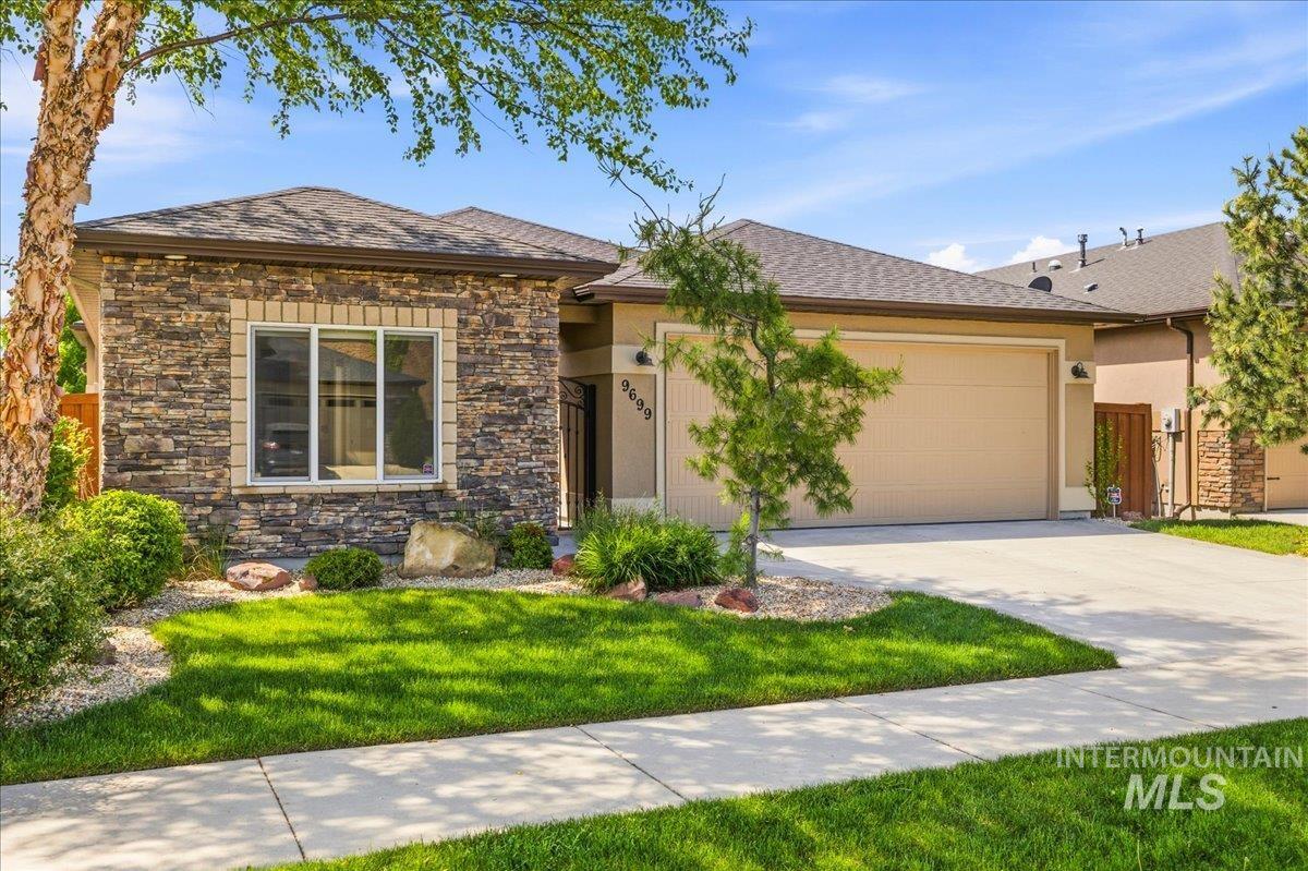 9699 W Wildbranch, Star, Idaho 83669, 3 Bedrooms, 2 Bathrooms, Residential For Sale, Price $674,900, 98986117