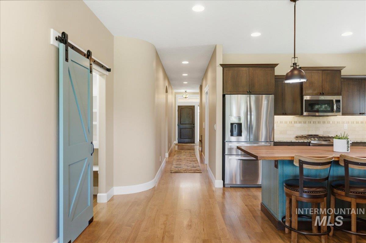 9699 W Wildbranch, Star, Idaho 83669, 3 Bedrooms, 2 Bathrooms, Residential For Sale, Price $674,900, 98986117