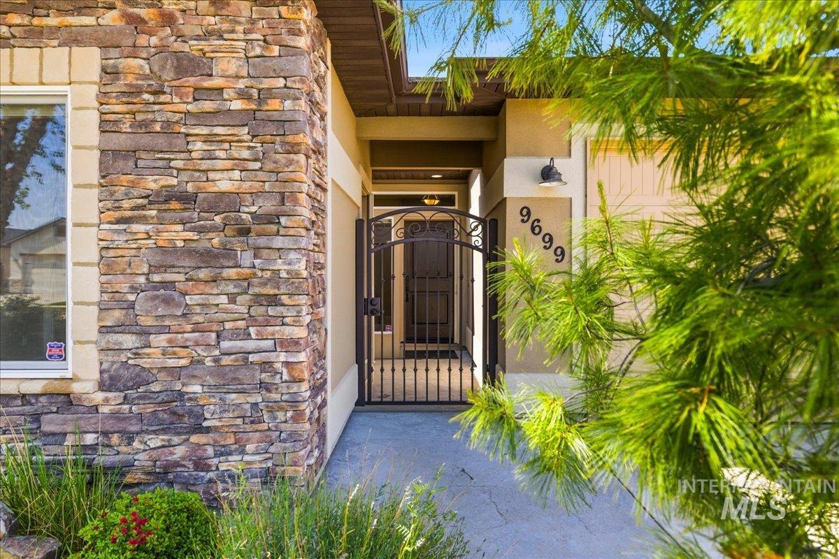 9699 W Wildbranch, Star, Idaho 83669, 3 Bedrooms, 2 Bathrooms, Residential For Sale, Price $674,900, 98986117