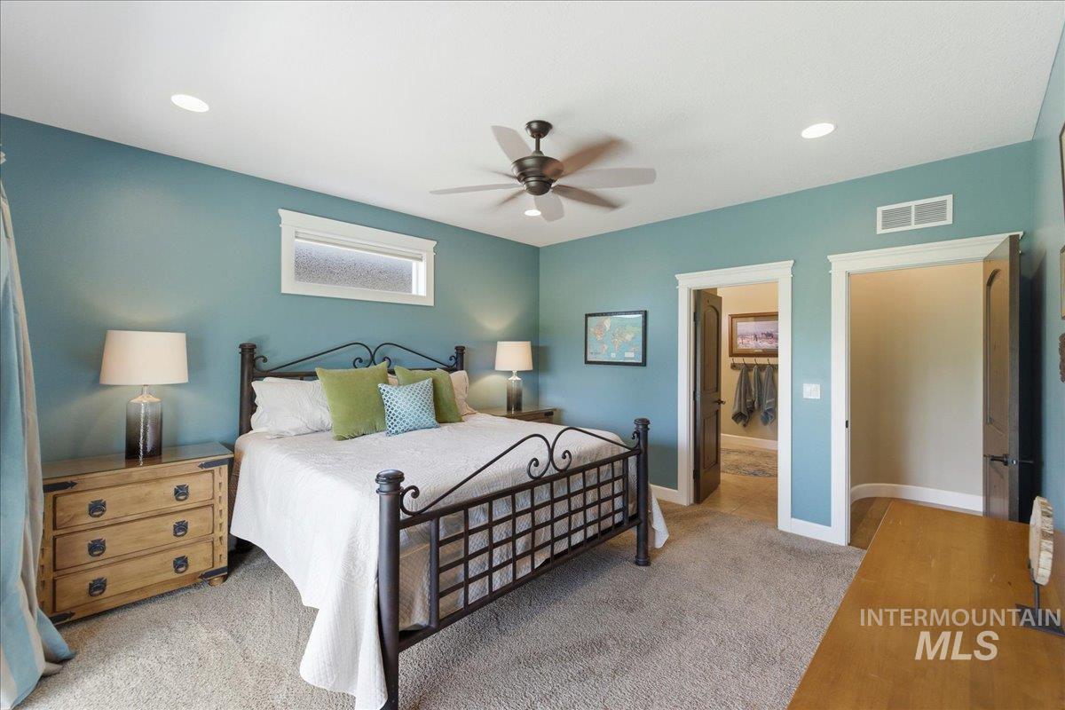 9699 W Wildbranch, Star, Idaho 83669, 3 Bedrooms, 2 Bathrooms, Residential For Sale, Price $674,900, 98986117