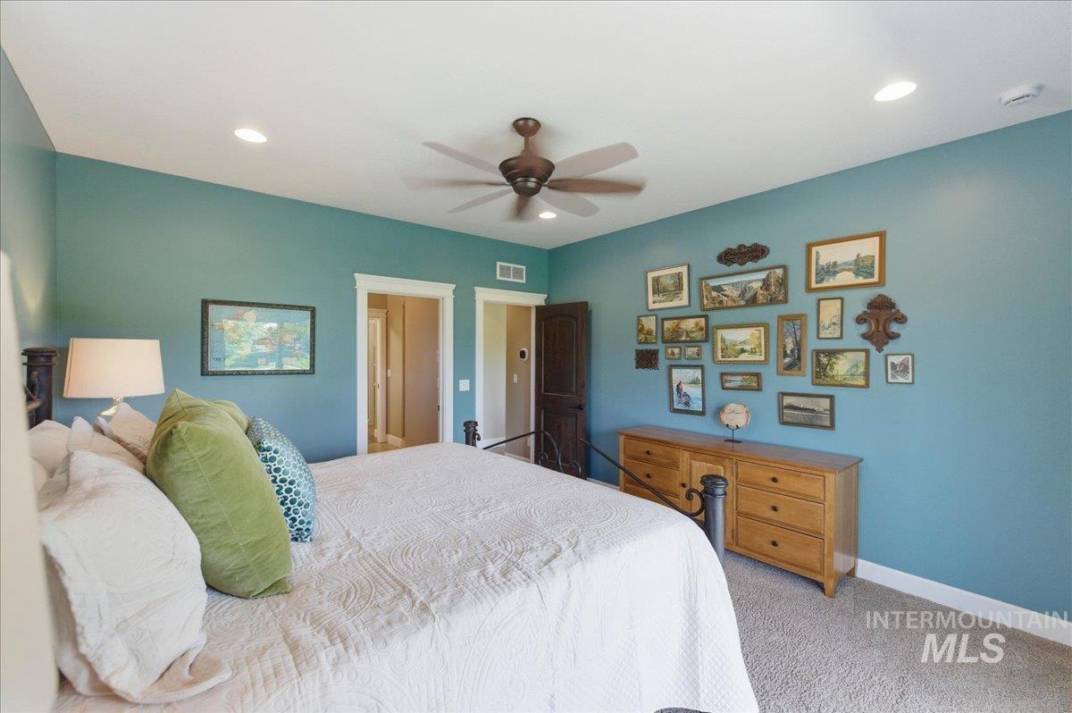 9699 W Wildbranch, Star, Idaho 83669, 3 Bedrooms, 2 Bathrooms, Residential For Sale, Price $674,900, 98986117