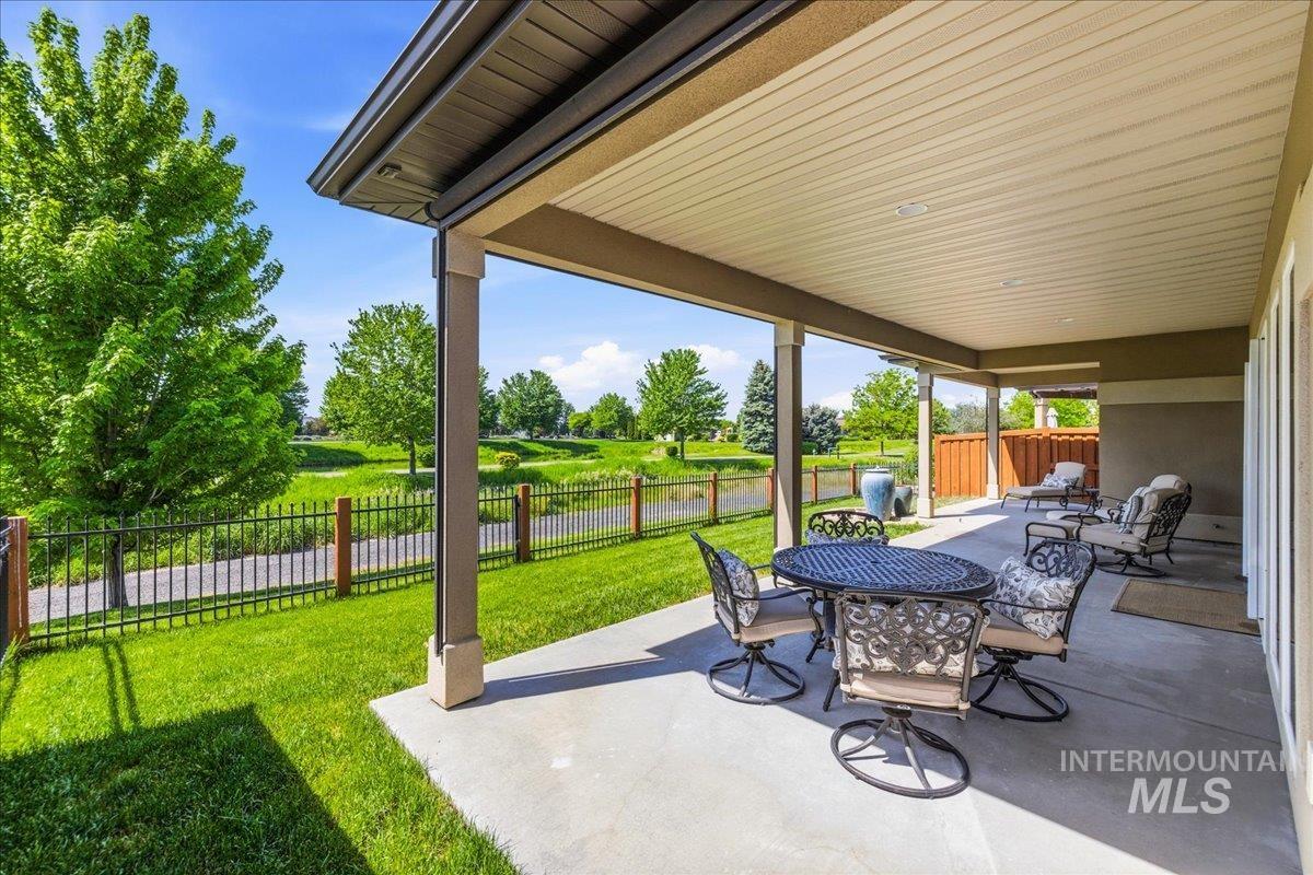 9699 W Wildbranch, Star, Idaho 83669, 3 Bedrooms, 2 Bathrooms, Residential For Sale, Price $674,900, 98986117