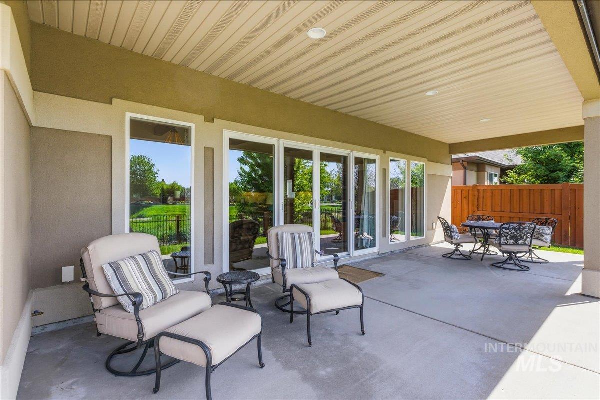 9699 W Wildbranch, Star, Idaho 83669, 3 Bedrooms, 2 Bathrooms, Residential For Sale, Price $674,900, 98986117