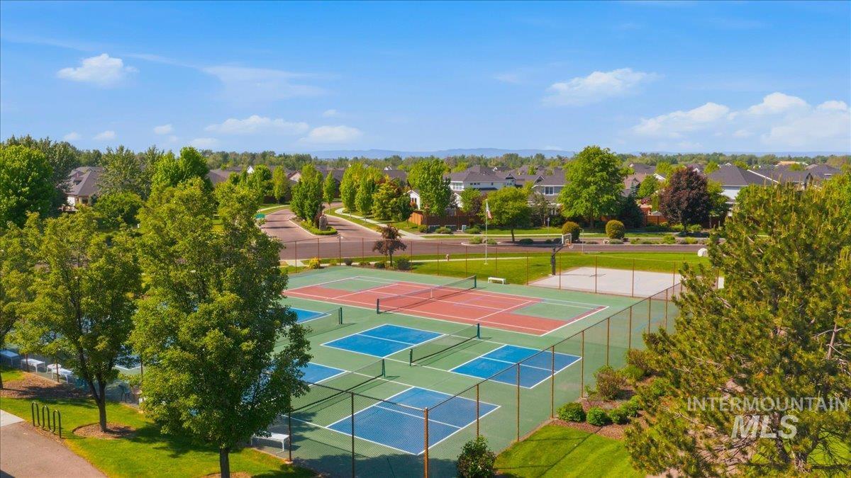 9699 W Wildbranch, Star, Idaho 83669, 3 Bedrooms, 2 Bathrooms, Residential For Sale, Price $674,900, 98986117