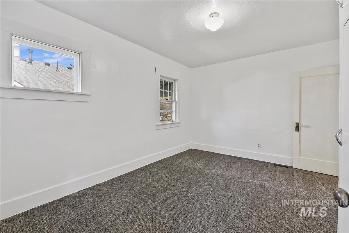 510 E 5th Street, Emmett, Idaho 83617, 2 Bedrooms, 1 Bathroom, Residential For Sale, Price $275,000, 98986120