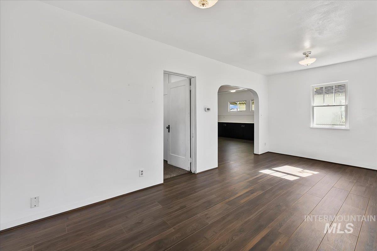 510 E 5th Street, Emmett, Idaho 83617, 2 Bedrooms, 1 Bathroom, Residential For Sale, Price $275,000, 98986120