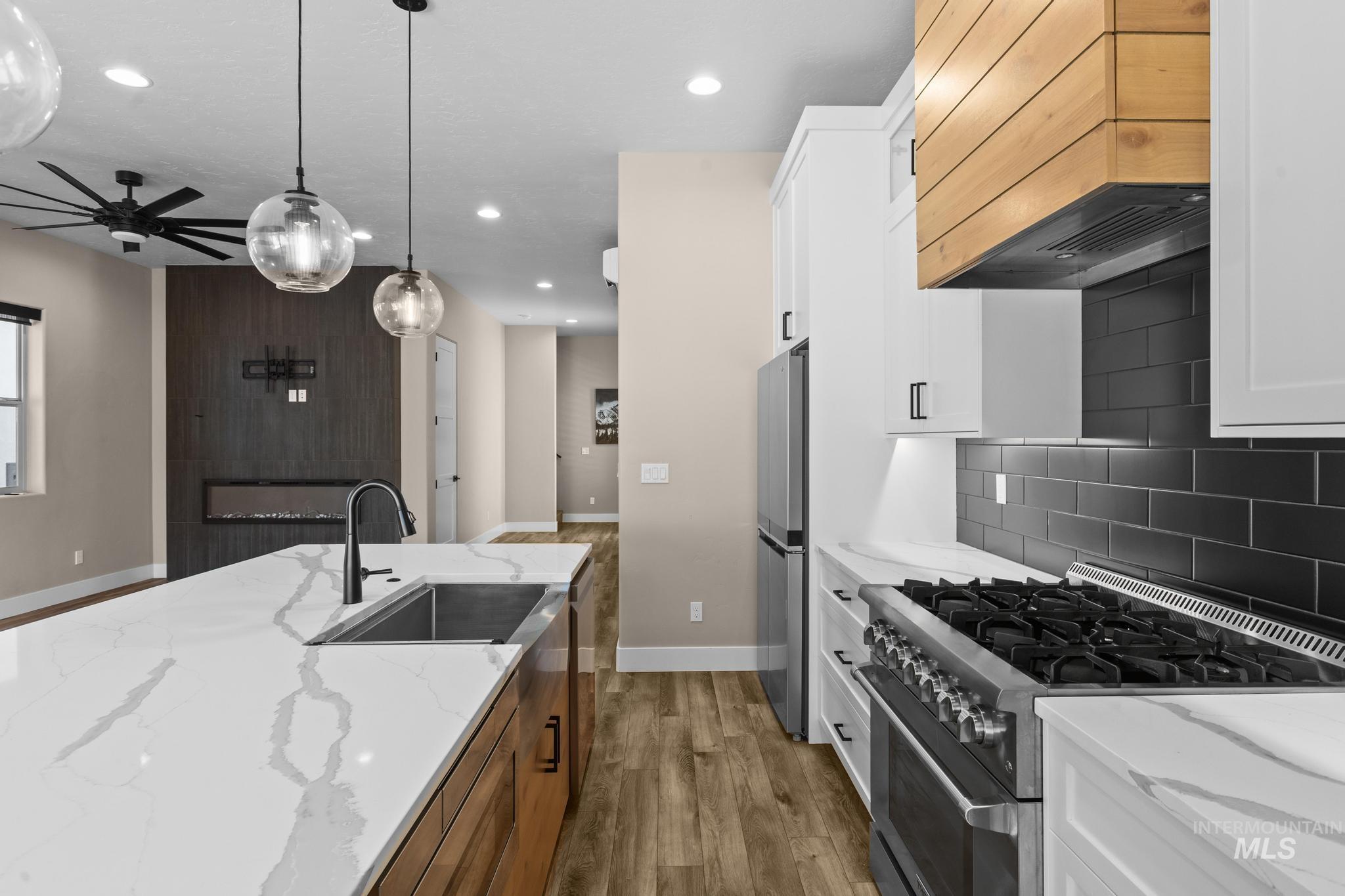 5076 N Thorton Lane, Boise, Idaho 83714, 3 Bedrooms, 2.5 Bathrooms, Residential For Sale, Price $669,999, 98986121