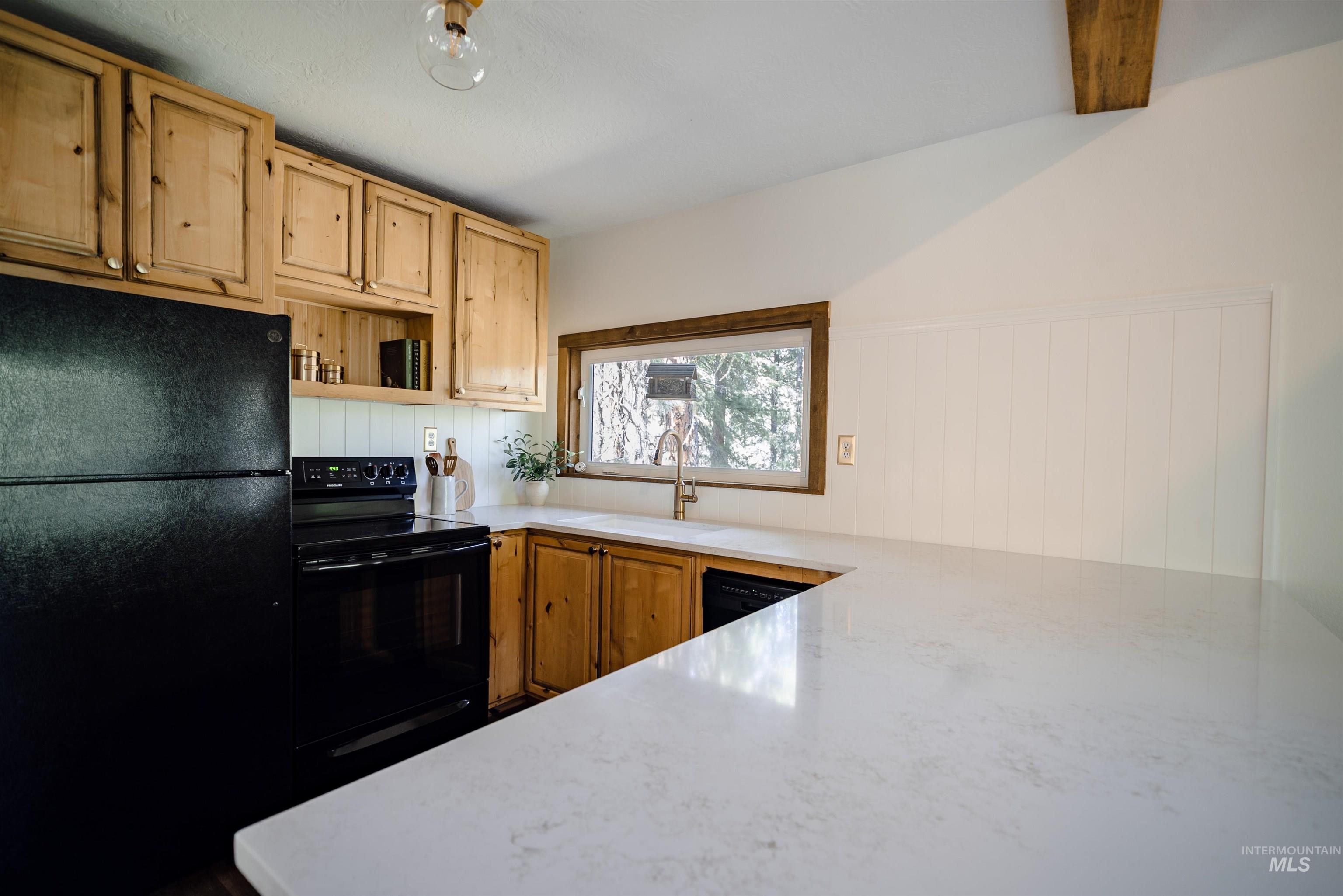9 Melody Lane, Boise, Idaho 83716, 2 Bedrooms, 1 Bathroom, Residential For Sale, Price $485,000, 98986122