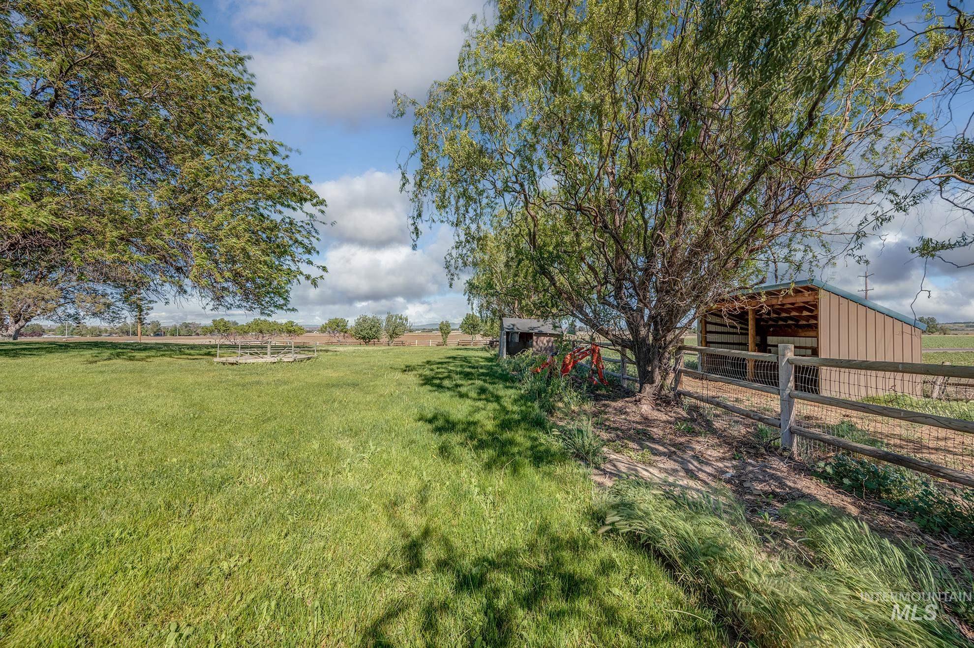 2121 Alameda, Ontario, Oregon 97914, 5 Bedrooms, 3 Bathrooms, Residential For Sale, Price $529,000, 98986125